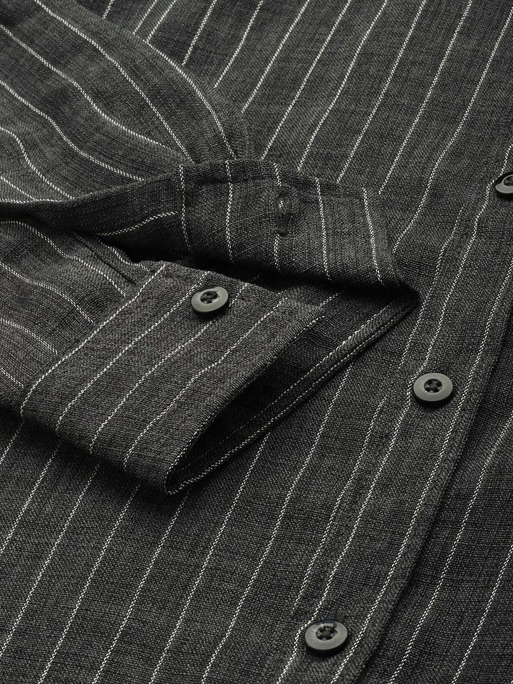 The Indian Garage Co Slim Fit Opaque Striped Casual Shirt