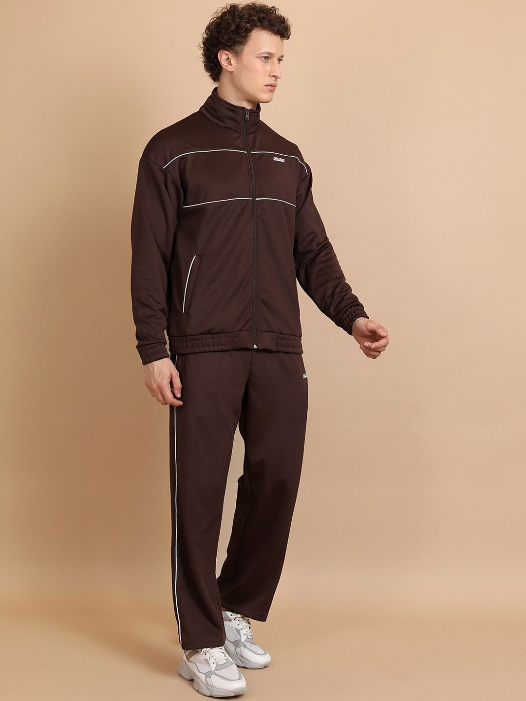 HIGHLANDER Relaxed Fit Drop Shoulder Full Zip Highneck Sweatshirt With Track Pant Co-Ords