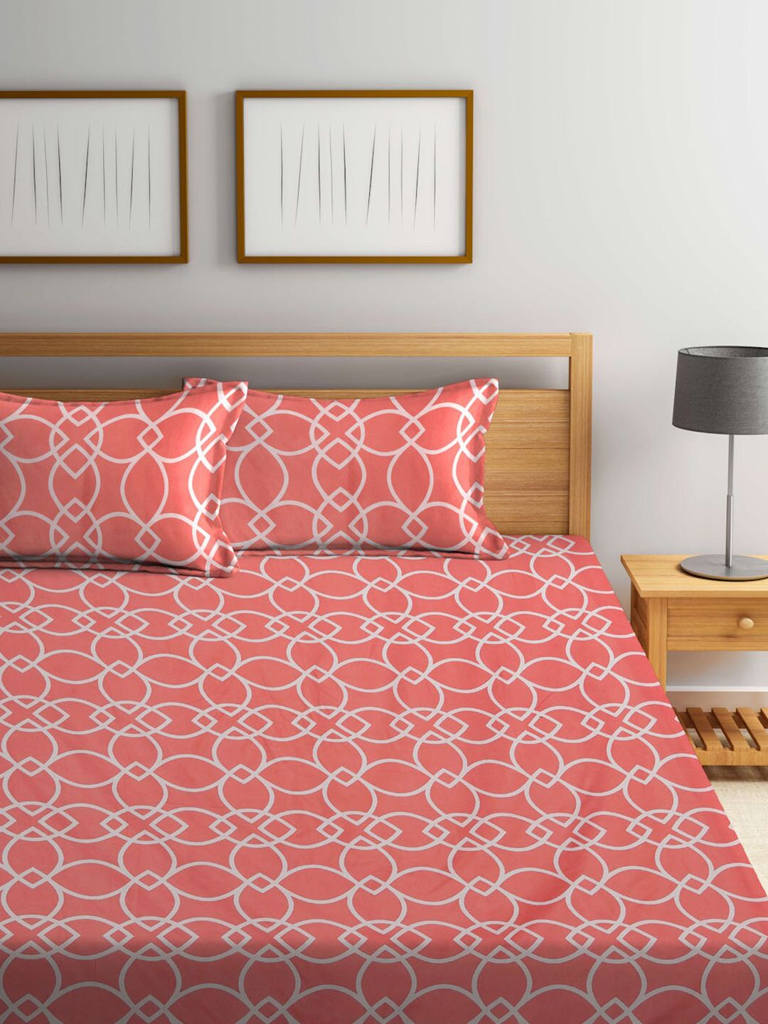 KLOTTHE Coral Geometric 300 TC King Size Fitted Bedsheet with 2 Pillow Covers