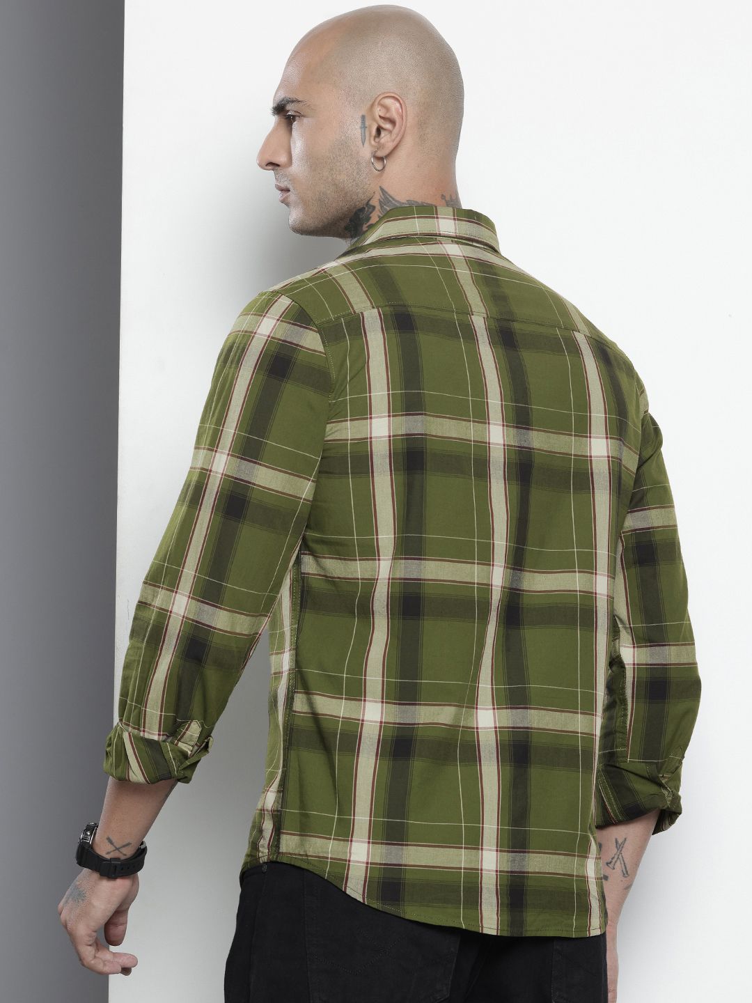The Indian Garage Co Pure Cotton Slim Fit Checked Casual Shirt