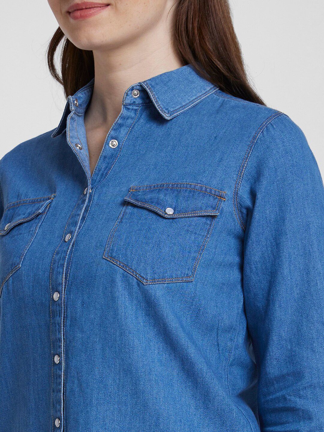 SPYKAR Classic Spread Collar Regular Fit Cotton Casual Shirt