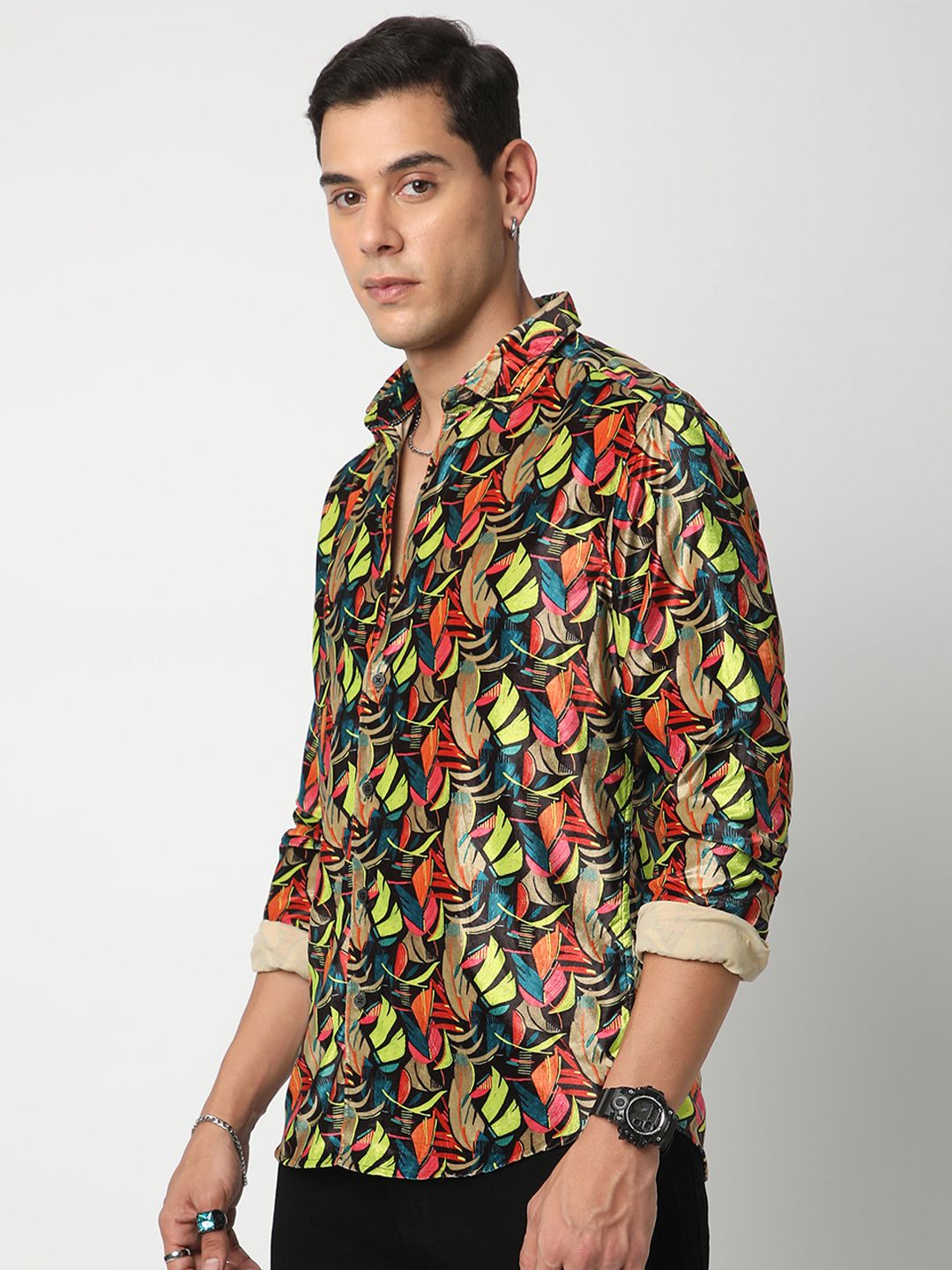 VASTRADO Men Classic Spread Collar Floral Printed Slim Fit Casual Shirt
