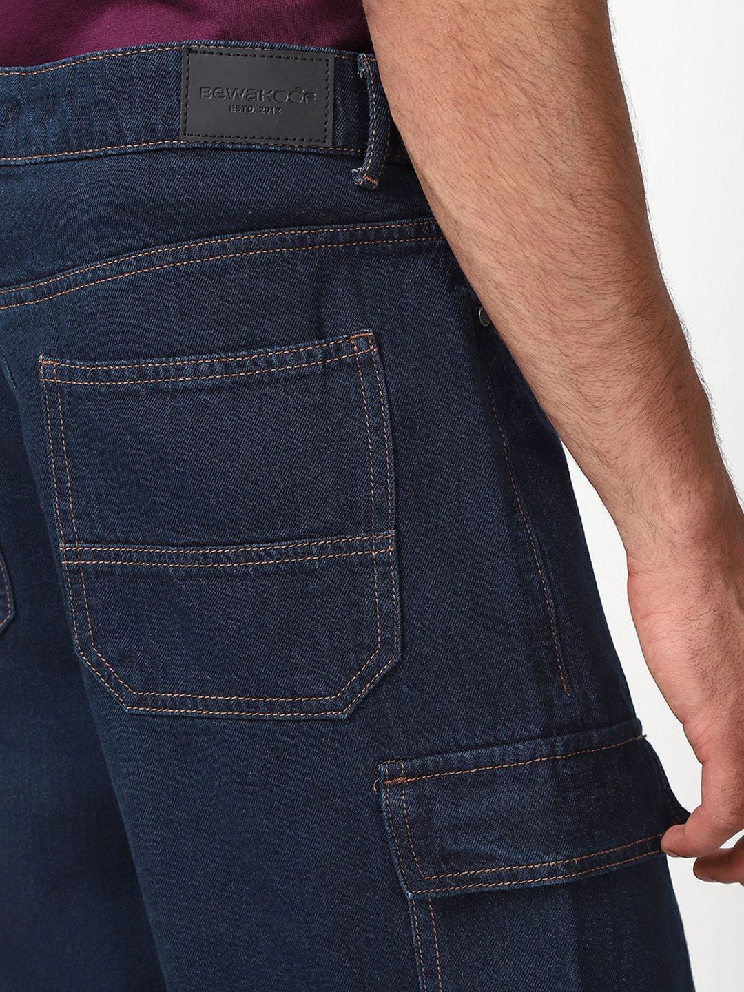 Bewakoof Men's Indigo Blue Baggy Washed Cargo Mid-Rise Jeans