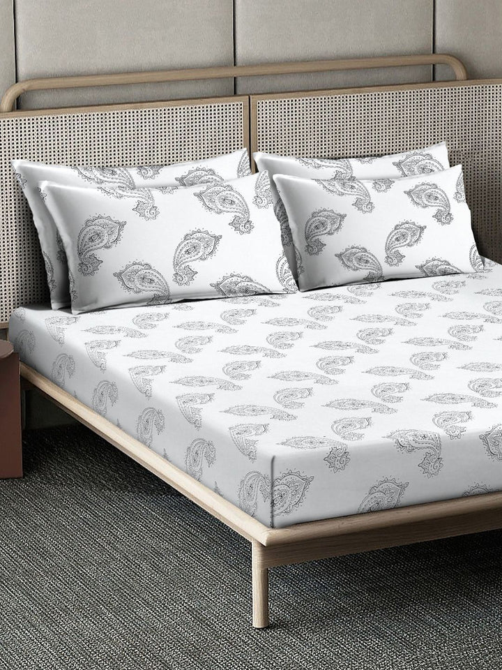 Myntra Elegant Homes Motif Etnik Putih 400 TC Cadar Tempat Tidur Queen dengan 2 Sarung Bantal