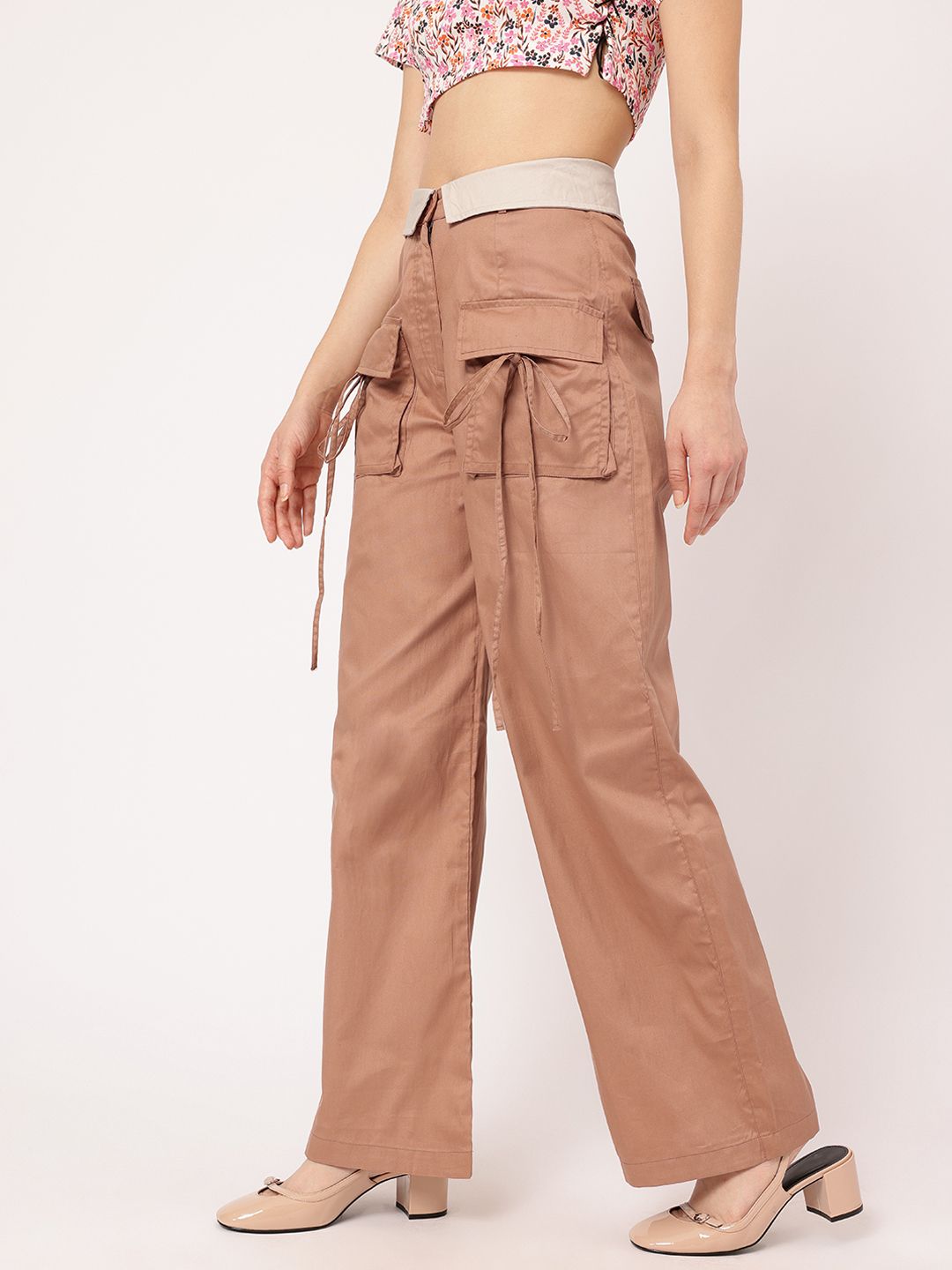 DressBerry Women Street Smart Styles Trousers