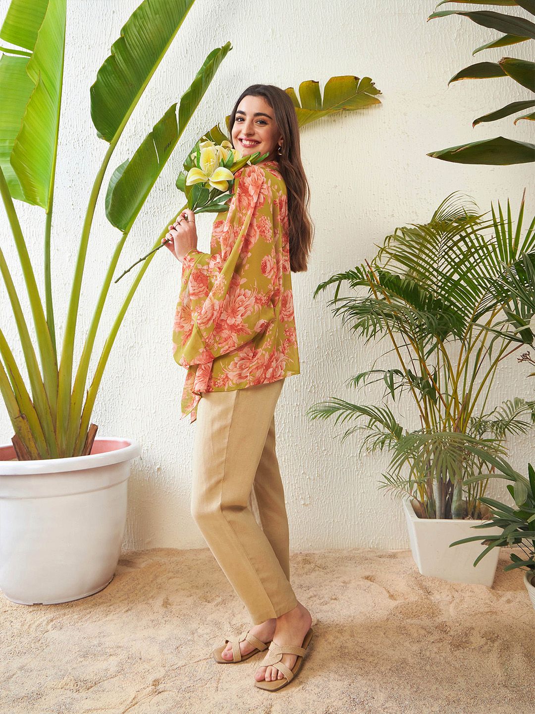 SASSAFRAS Green Floral Printed Kimono Shrug