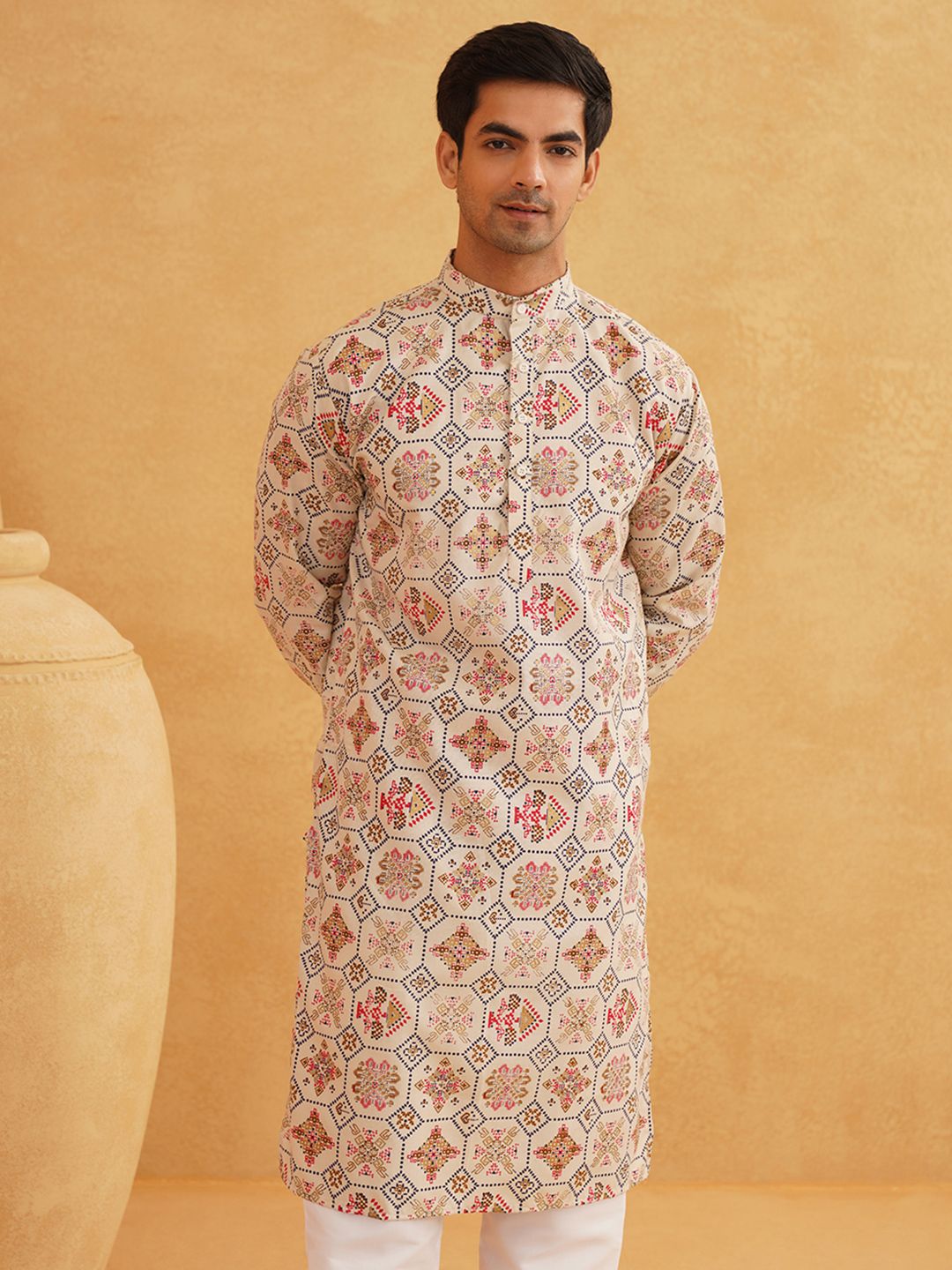 SOJANYA Ethnic Motifs Printed Mandarin Collar Kurta With Pyjamas