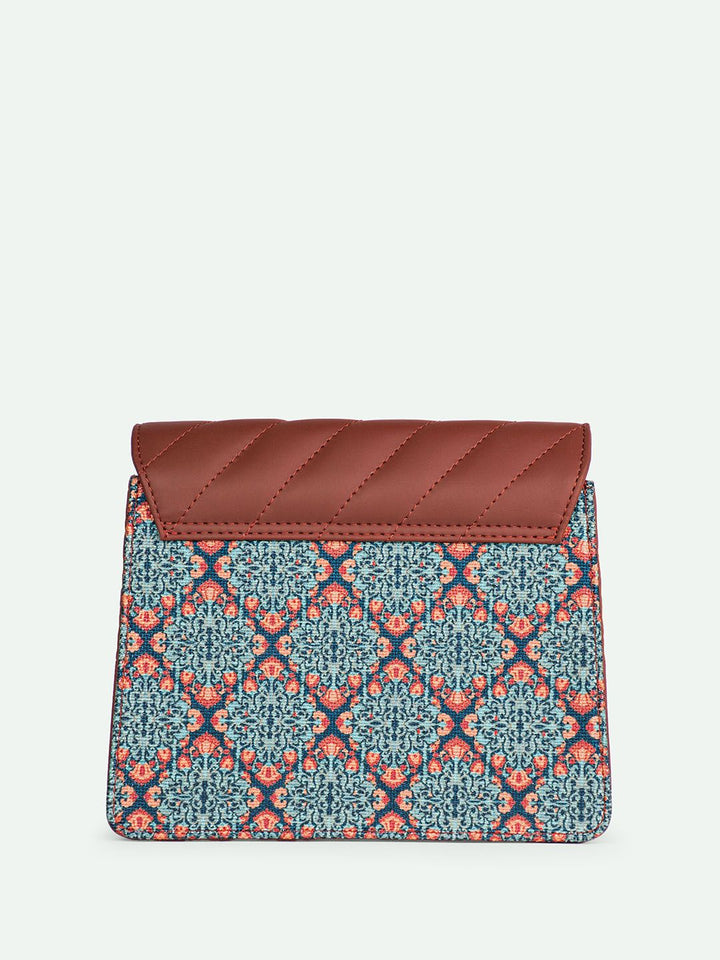 Zouk Women Buckle Detail Banter Bahu Berstruktur Berkladal Dengan Bersih