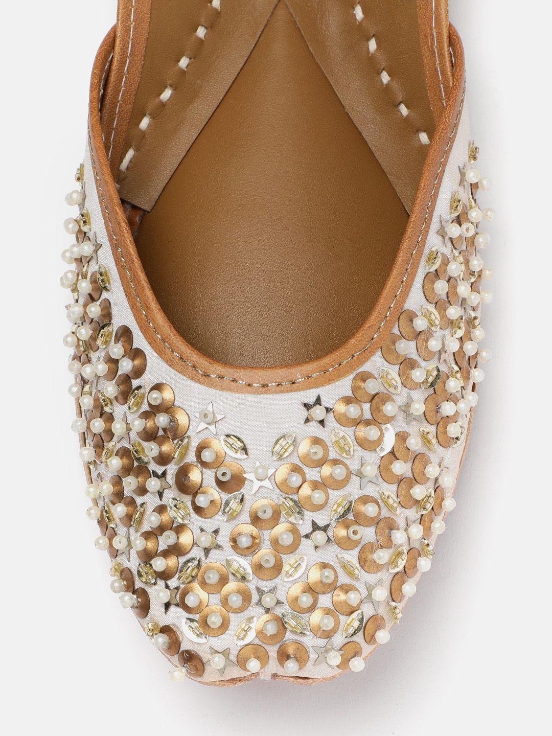 House of Pataudi Women Embellished Ethnic Mojaris