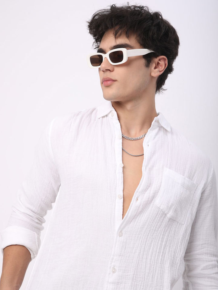 VASTRADO Men Classic Cutaway Collar Solid Cotton Slim Fit Casual Shirt