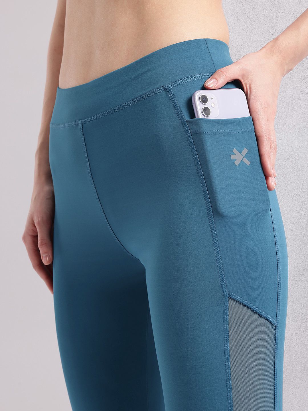HRX by Hrithik Roshan Women Rapid-Dry Running Cropped Track Pants