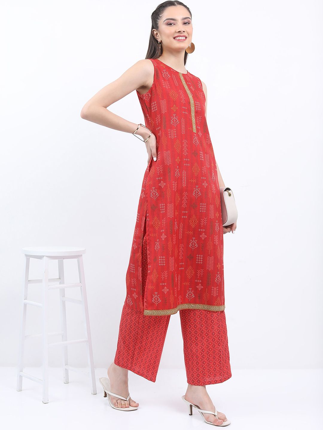 Vishudh Ethnic Motifs Printed Regular Kurta with Palazzos