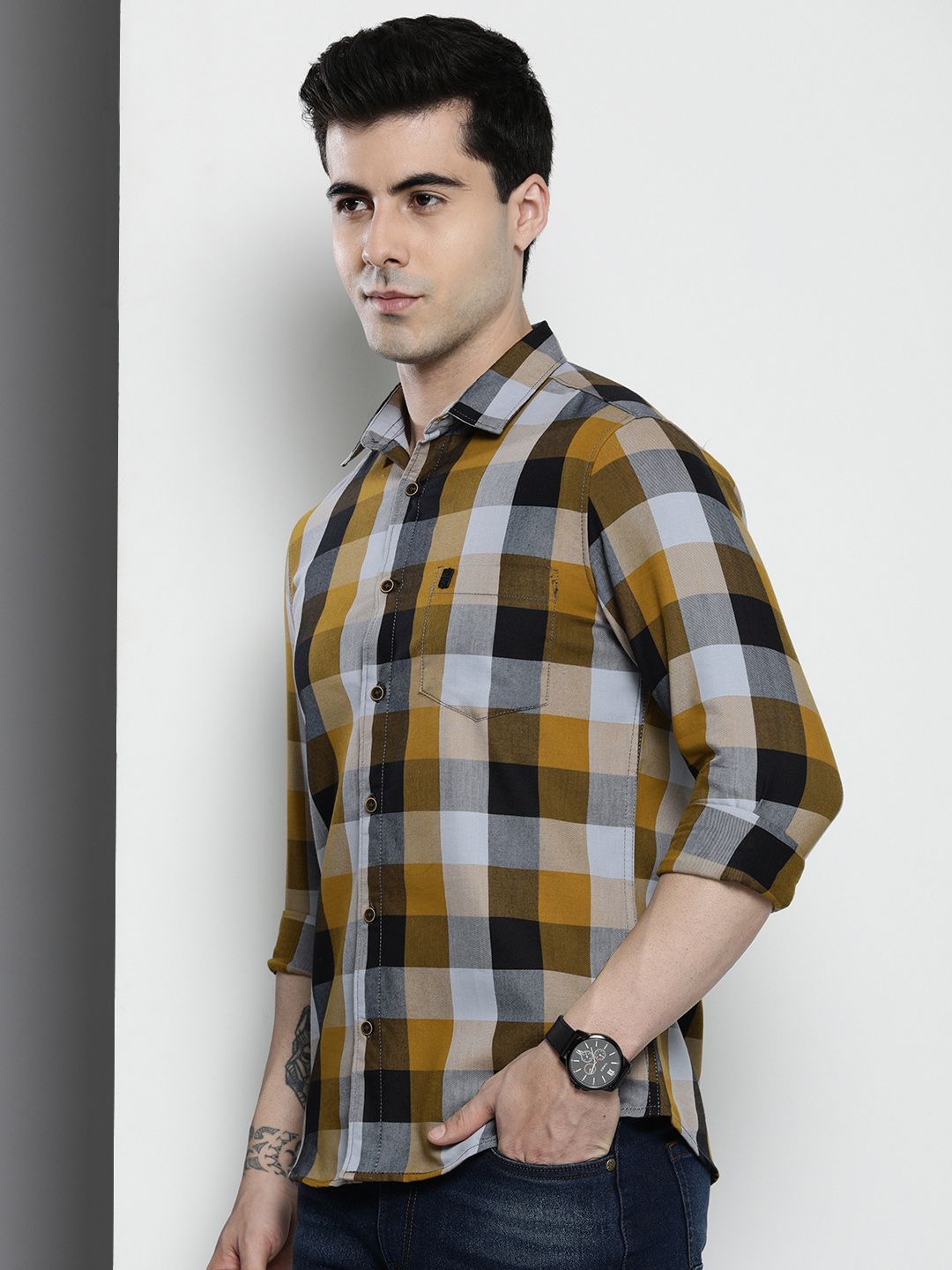 The Indian Garage Co Men Yellow Checked Casual Shirt