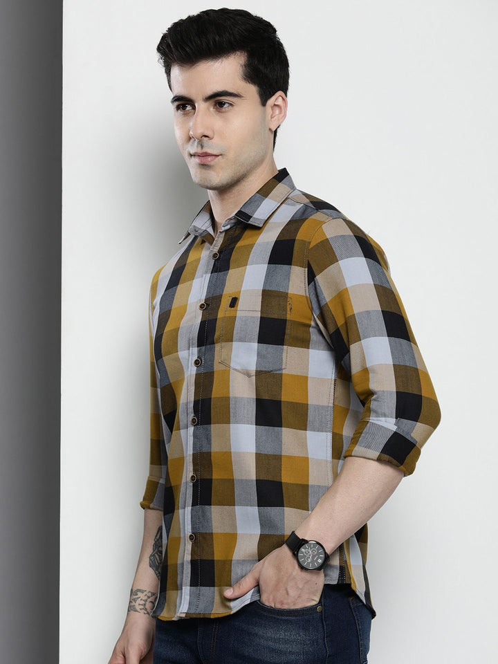 The Indian Garage Co Men Yellow Checked Casual Shirt