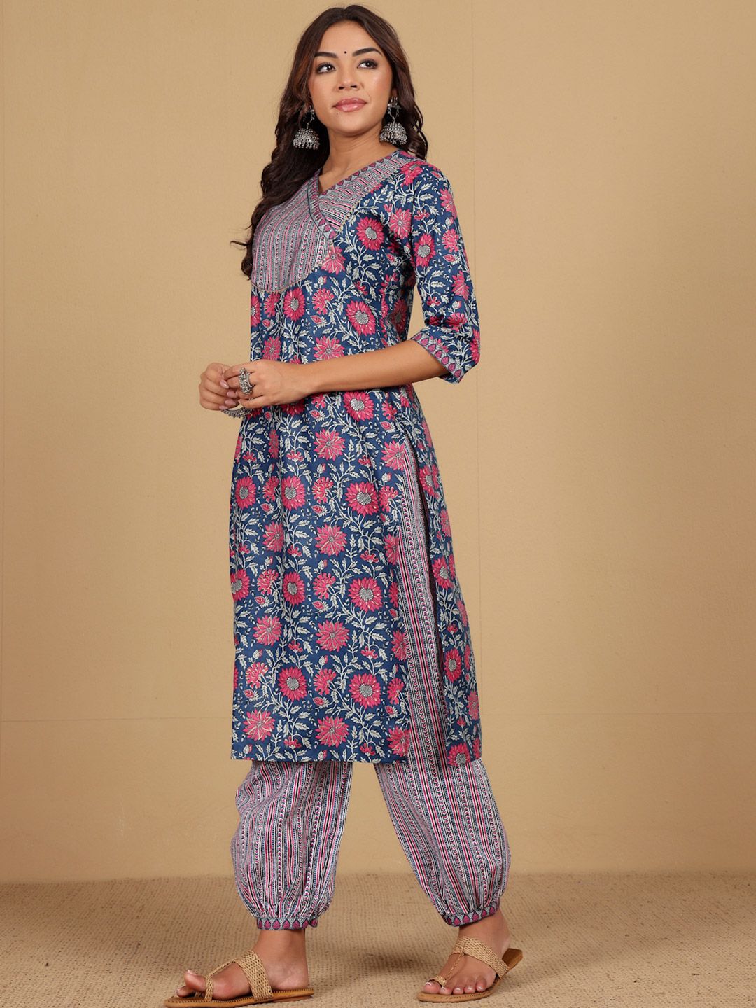 Varanga Floral Printed V-Neck Gotta Patti Kurta With Trousers & Dupatta