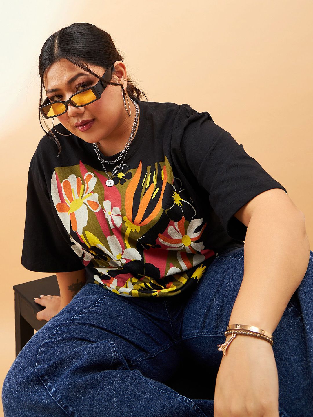 SASSAFRAS Curve Plus Size Graphic Printed Round Neck Cotton Relaxed Fit T-shirt