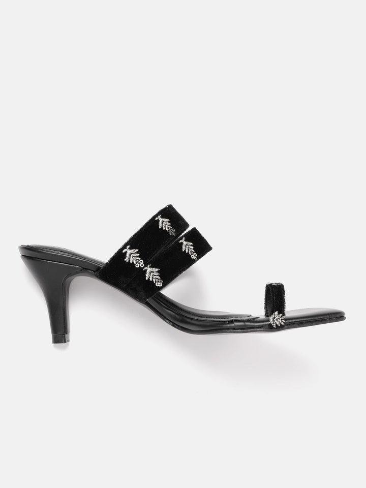 House of Pataudi Floral Embroidered Slim Heels
