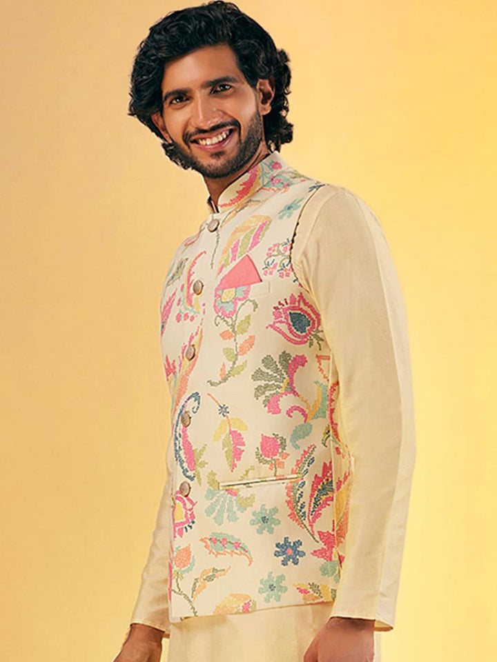 KISAH Men Printed Zari  Regular Fit Nehru Jacket