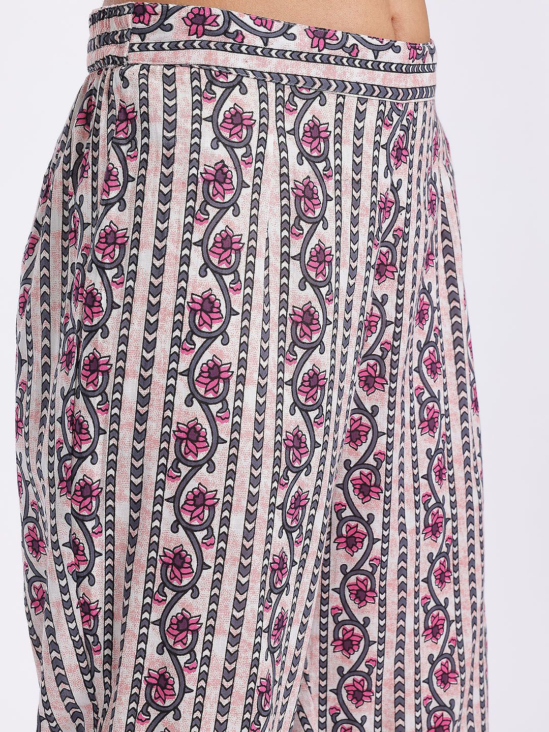Anouk Women Floral Printed Regular Pure Cotton Kurta with Trousers & With Dupatta