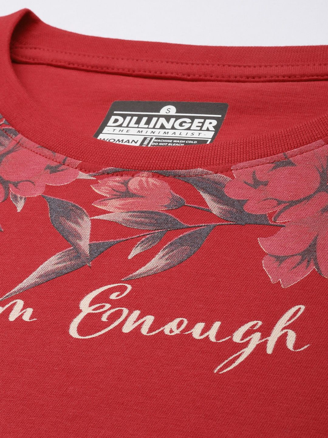Dillinger Wanita Lengan Panjang Tshirt Bercetak Beratur