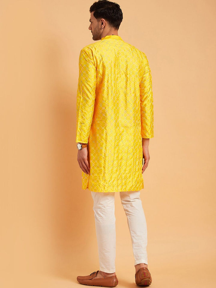 SOJANYA Mandarin Collar Geometric Embroidered Thread Work Silk Cotton Kurta