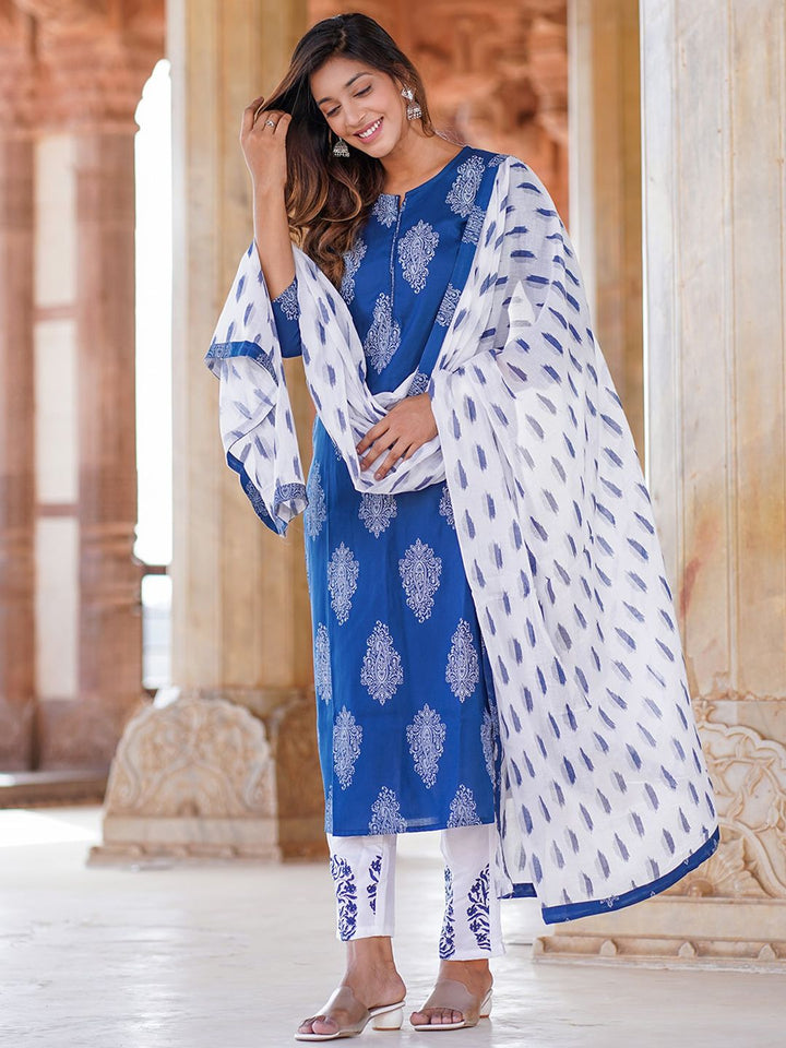 KALINI Paisley Printed Straight Kurta With Trousers & Dupatta