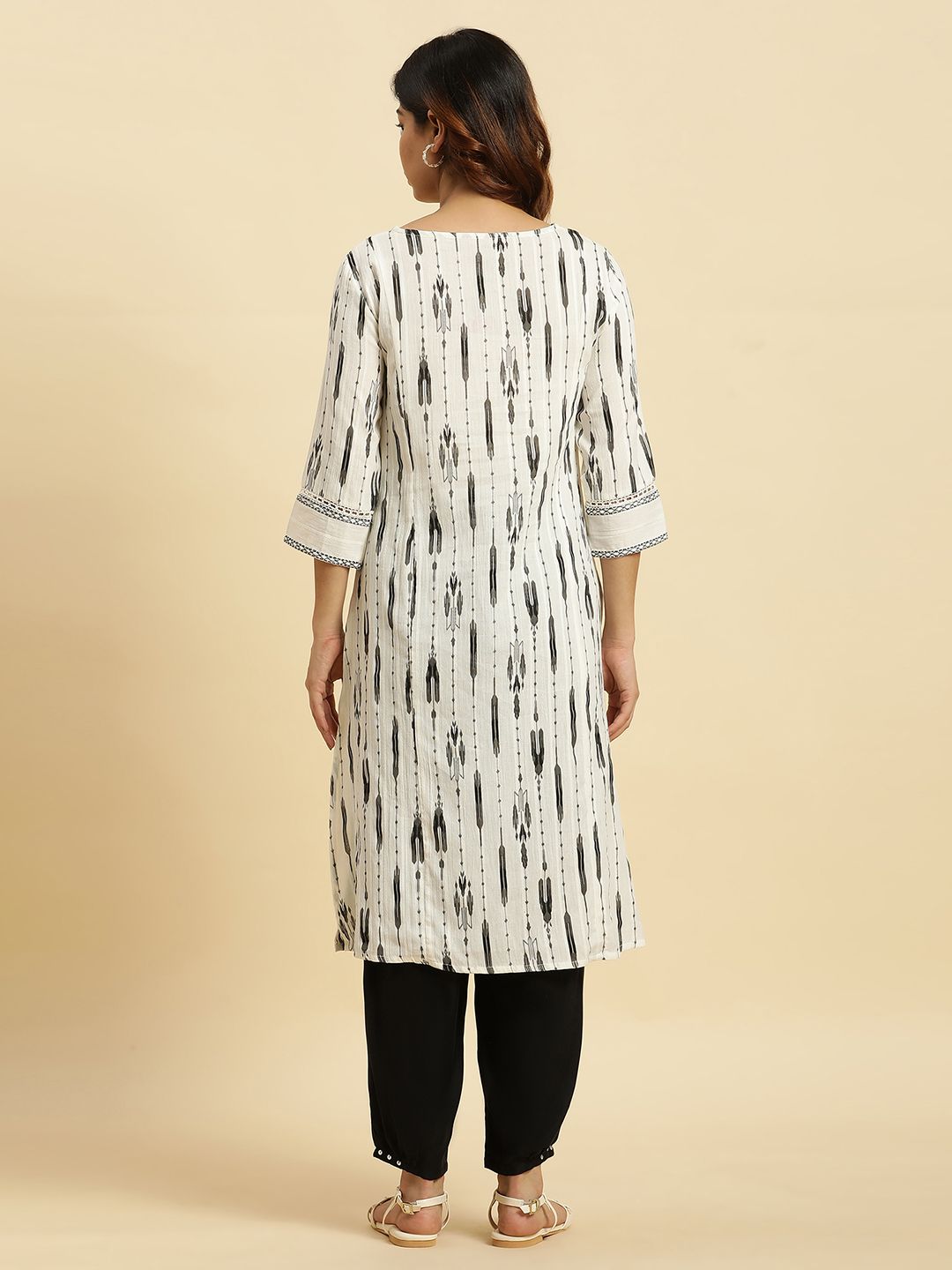 W Abstract Woven Design Thread Work Pure Cotton Kurta