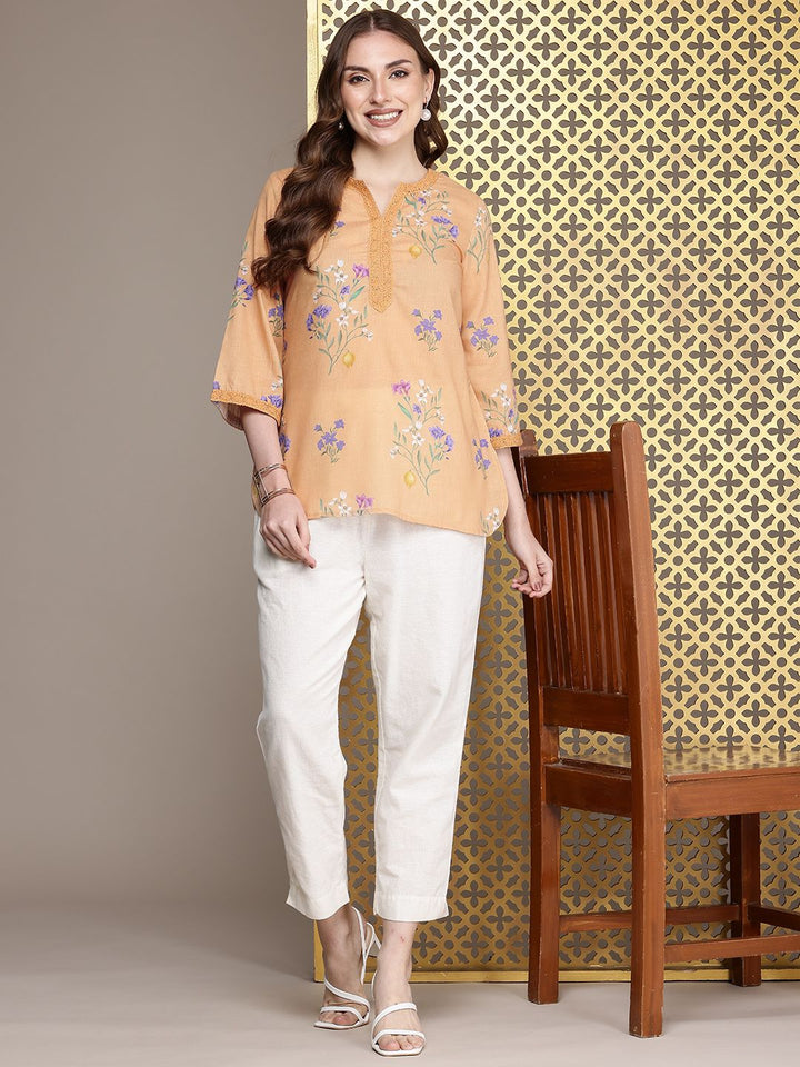 House of Pataudi Jashn Floral Printed Kurti
