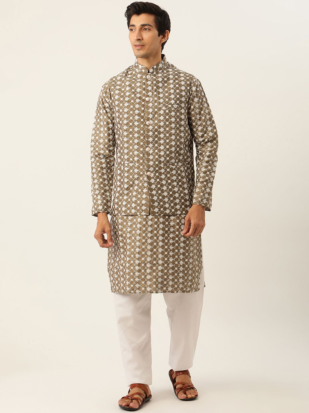 SOJANYA Men Olive Green & White Embroidered Kurta with Pyjamas & Nehru Jacket