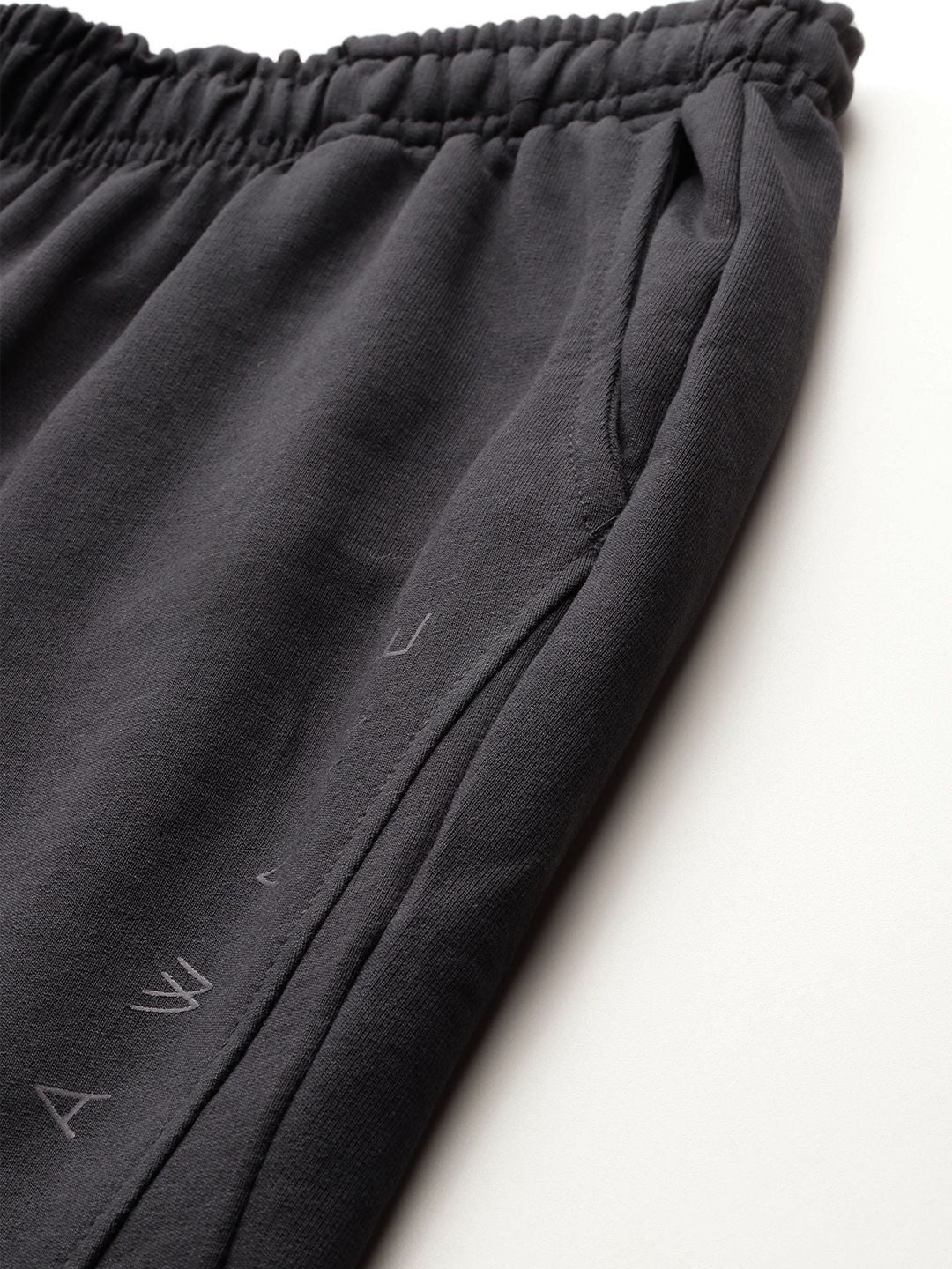 HRX oleh Hrithik Roshan Men Solid Yoga Joggers