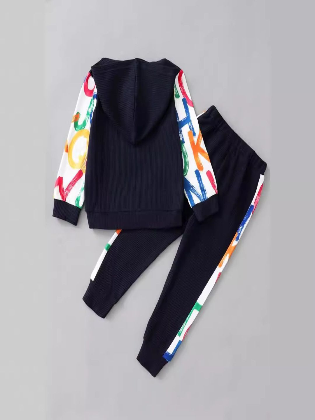 YK Girls Colourblocked Sweatshirt & Joggers Clothing Set