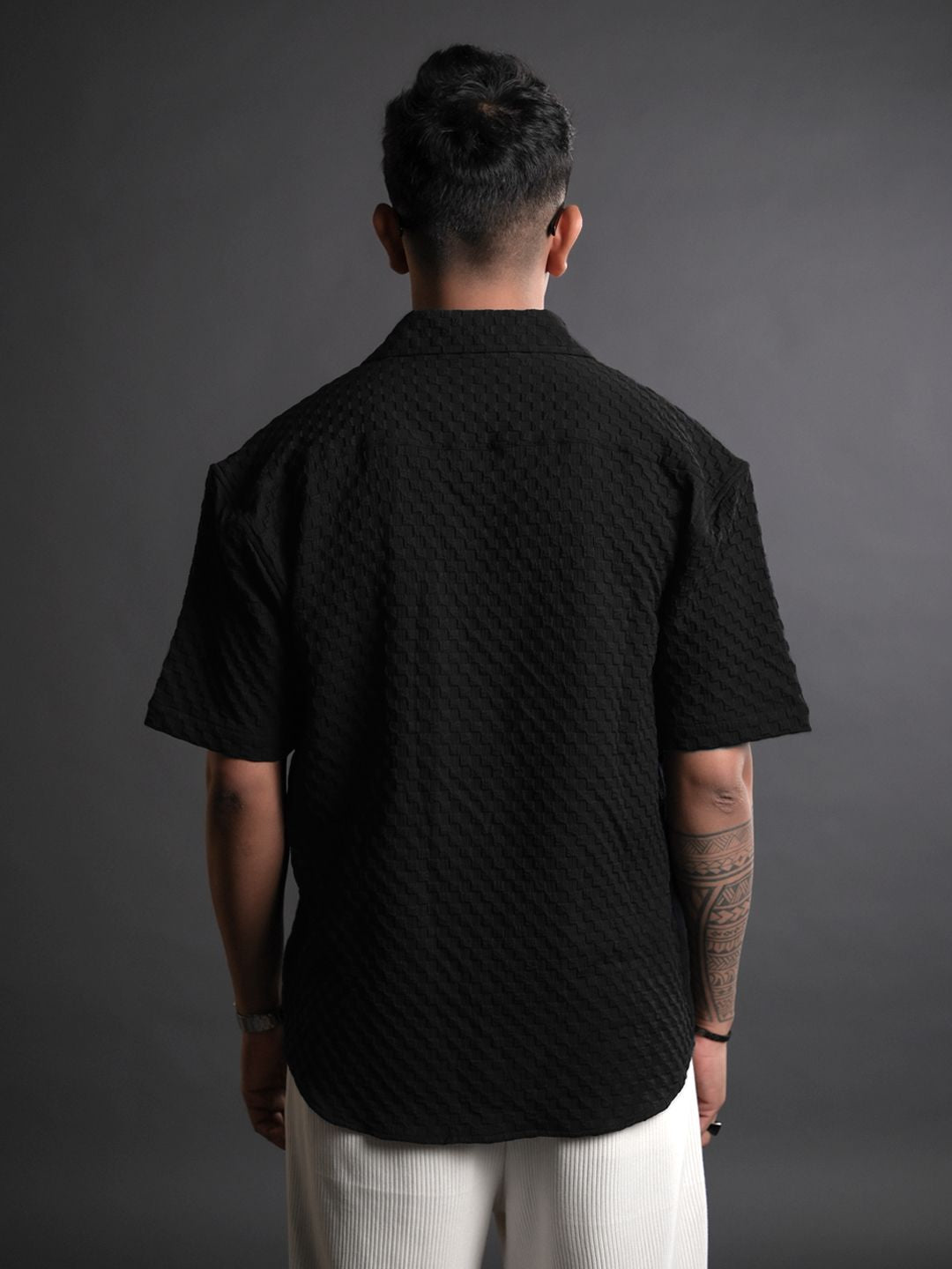 Powerlook Black India Slim Textured Short Sleeves Oversized Casual Shirt