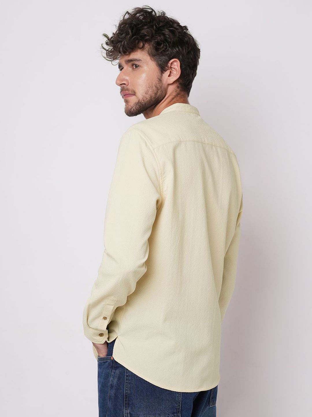 VASTRADO Men Solid Woven Design Daily Straight Short Kurta
