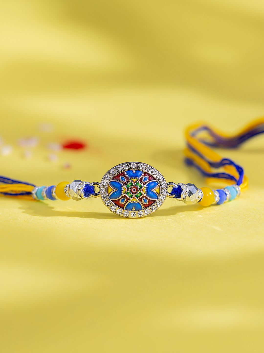 Voylla Artisan Enamel Pereka Benang Rakhi