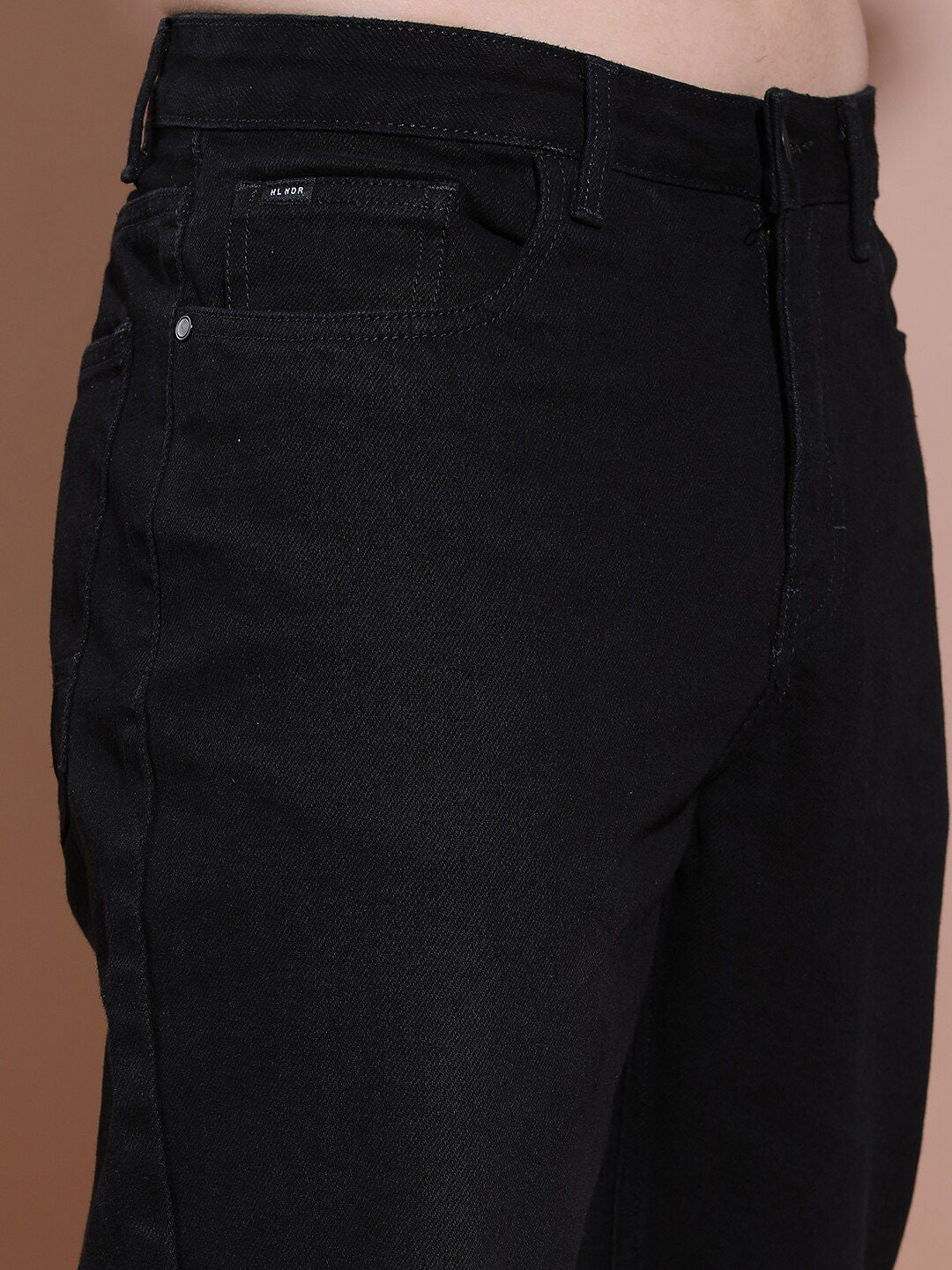 HIGHLANDER Men Clean Look Mid-Rise Relaxed Fit Cotton Jeans