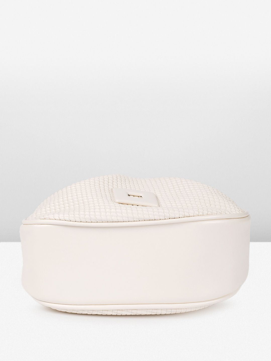 DressBerry Structured Handheld Bag