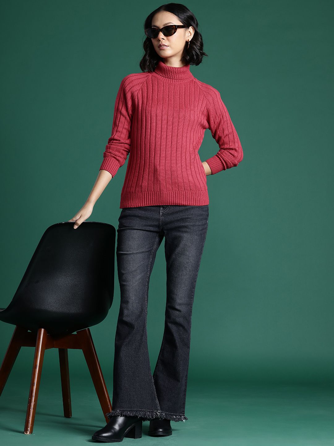 DressBerry Turtle Neck Self-Striped Pullover