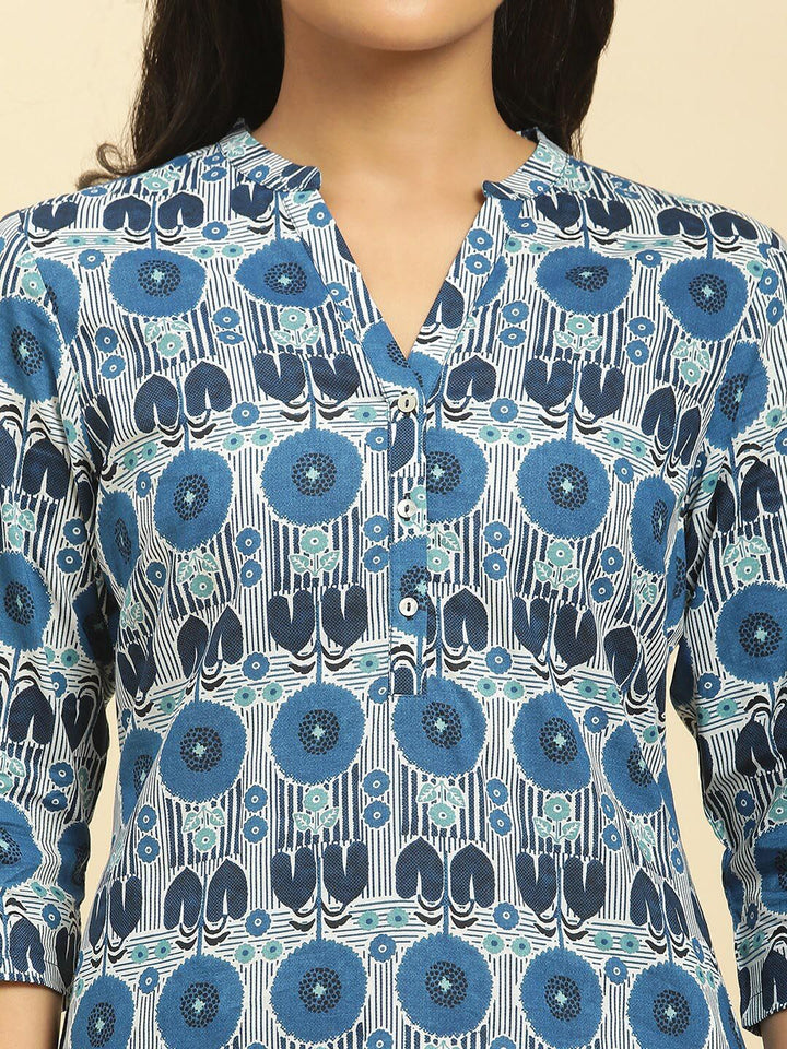W Blue & White Geometric Printed Mandarin Collar Cotton A-Line Kurta