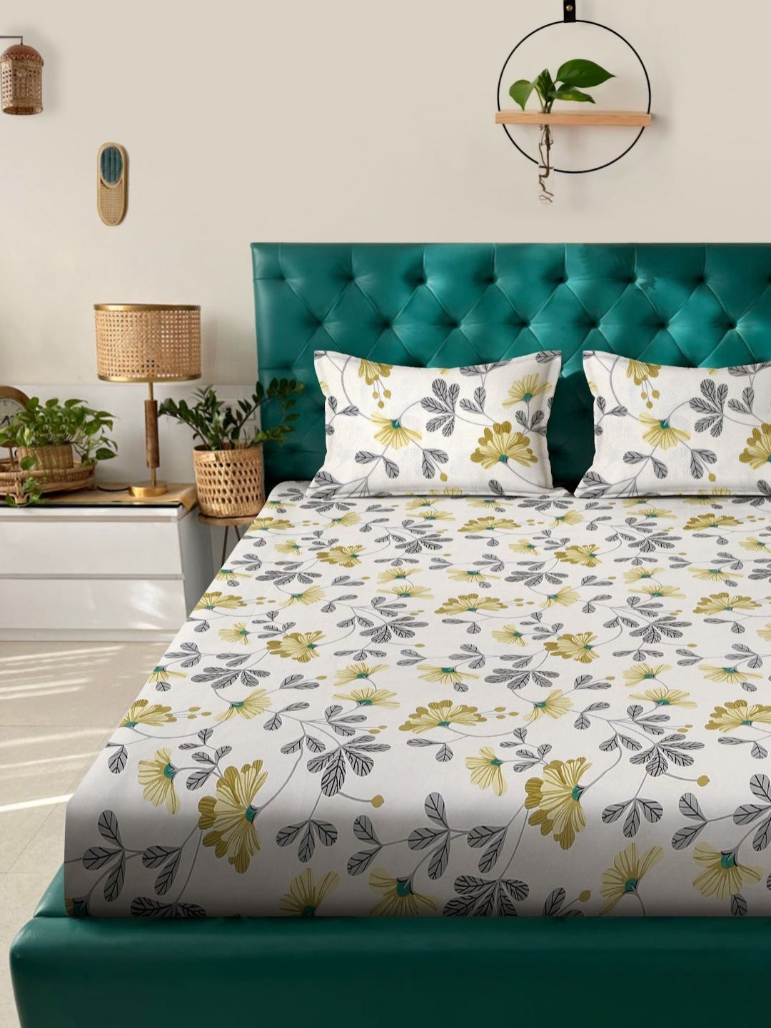 Aura White & Grey Floral 300 TC Set Cadar Double King-2.5 m X 2.25 m