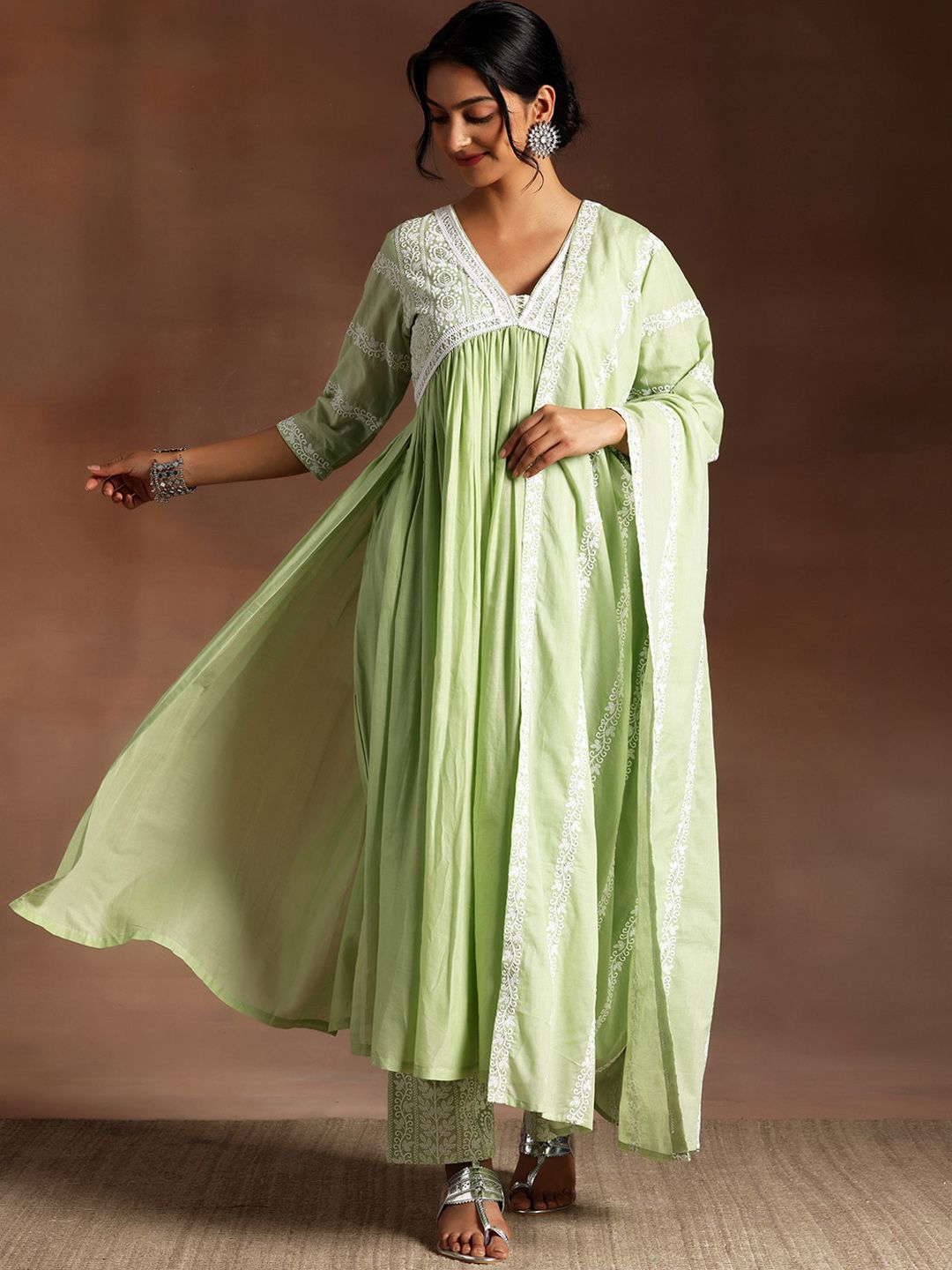 Motif Etnik Libas Tinggi Benang Celah Tinggi Kurta Kapas Murni Dengan Palazzos & Dupatta