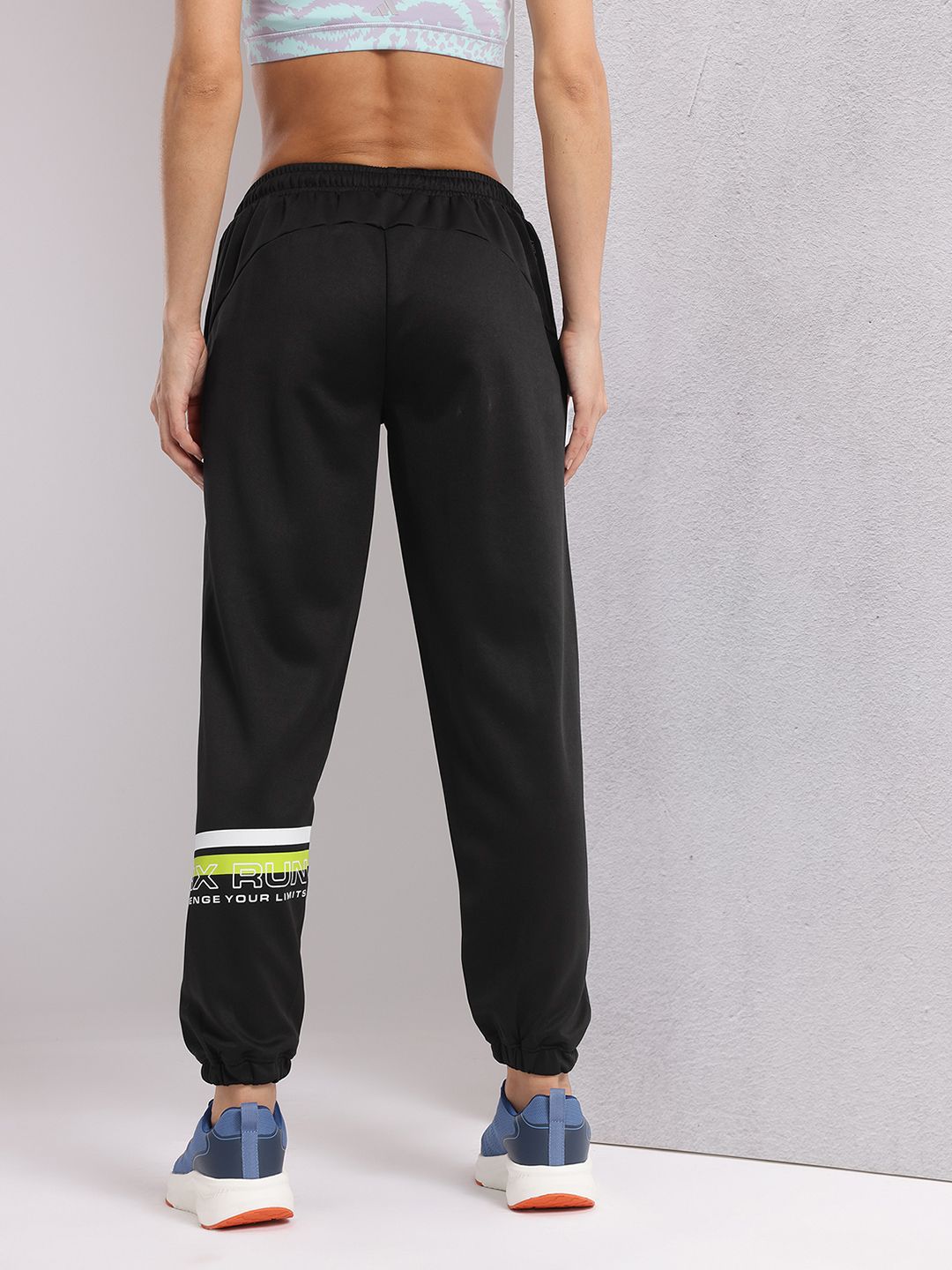 HRX by Hrithik Roshan Women Printed Detail Rapid-Dry Running Joggers