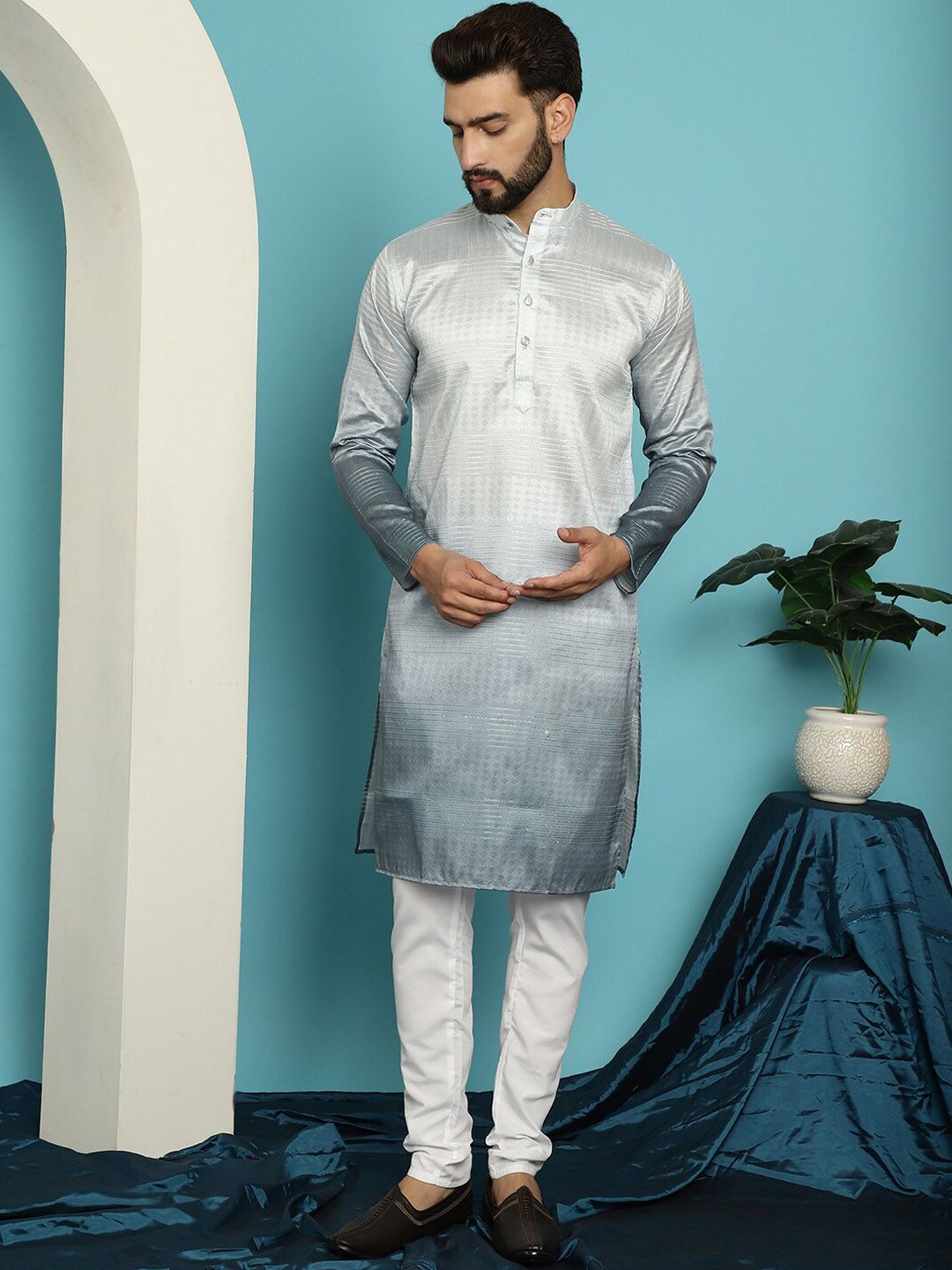 SOJANYA Geometric Woven Design Straight Kurta with Churidar