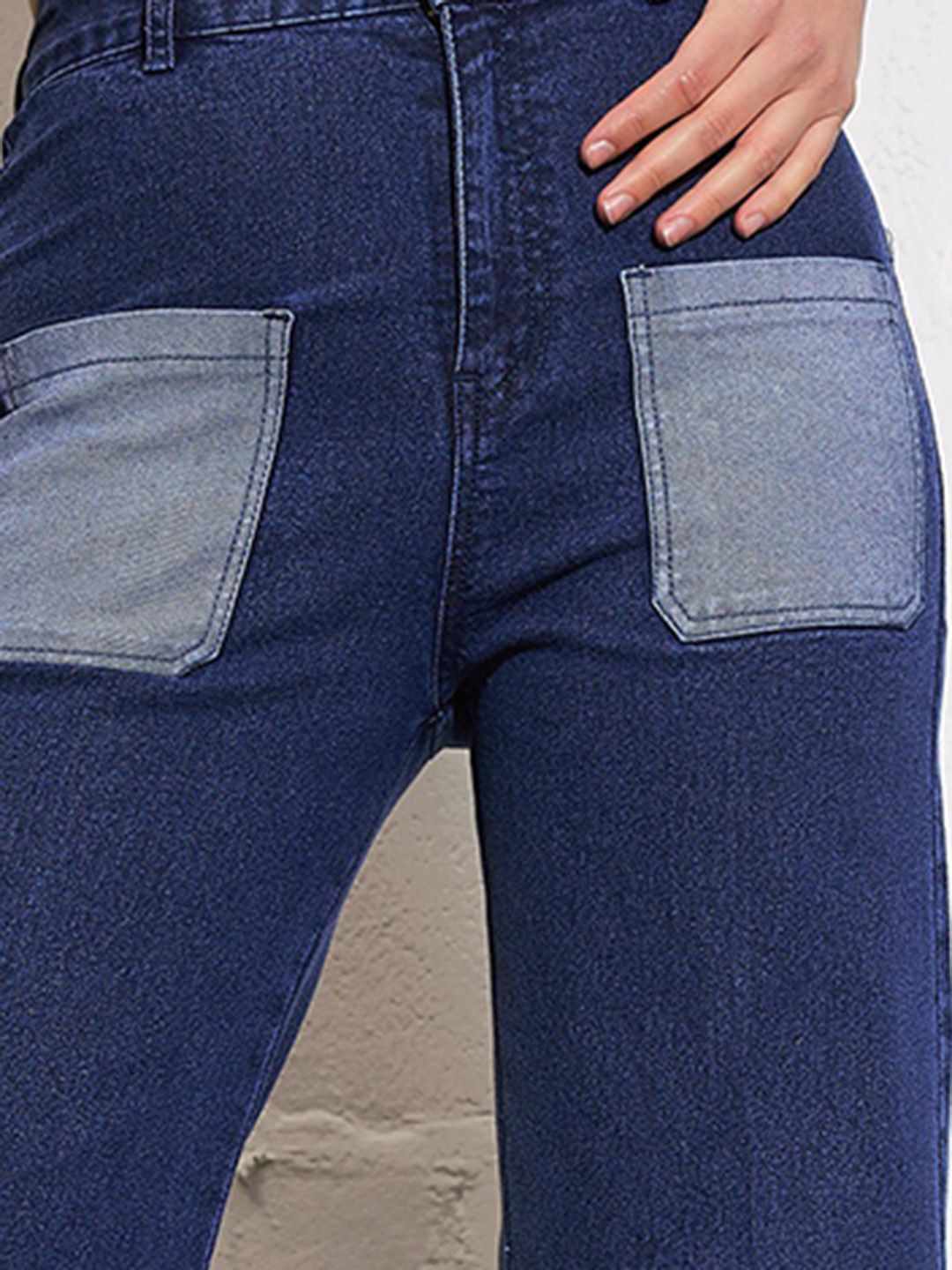 SASSAFRAS Women Straight Fit High-Rise Clean Look Stretchable Jeans