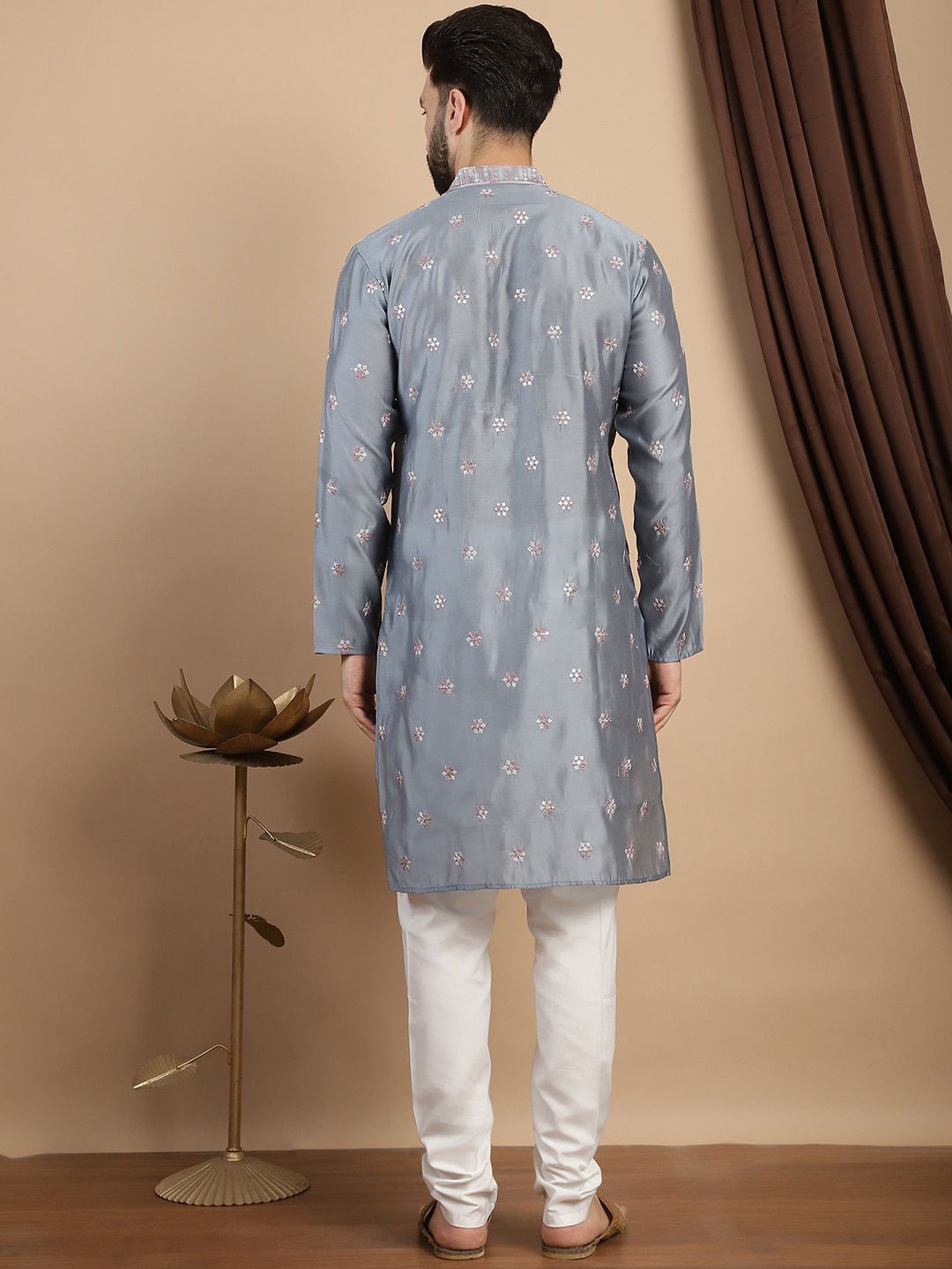 Anouk Floral Embroidered Regular Thread Work Straight Kurta With Churidar