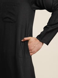 Anug by SOJANYA Men Black Mandarin Collar Kurta