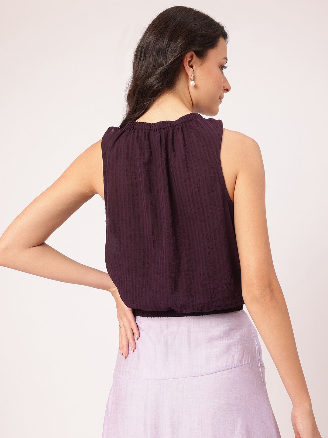 DressBerry Bowtiful Babe Applique Detail Blouson Top