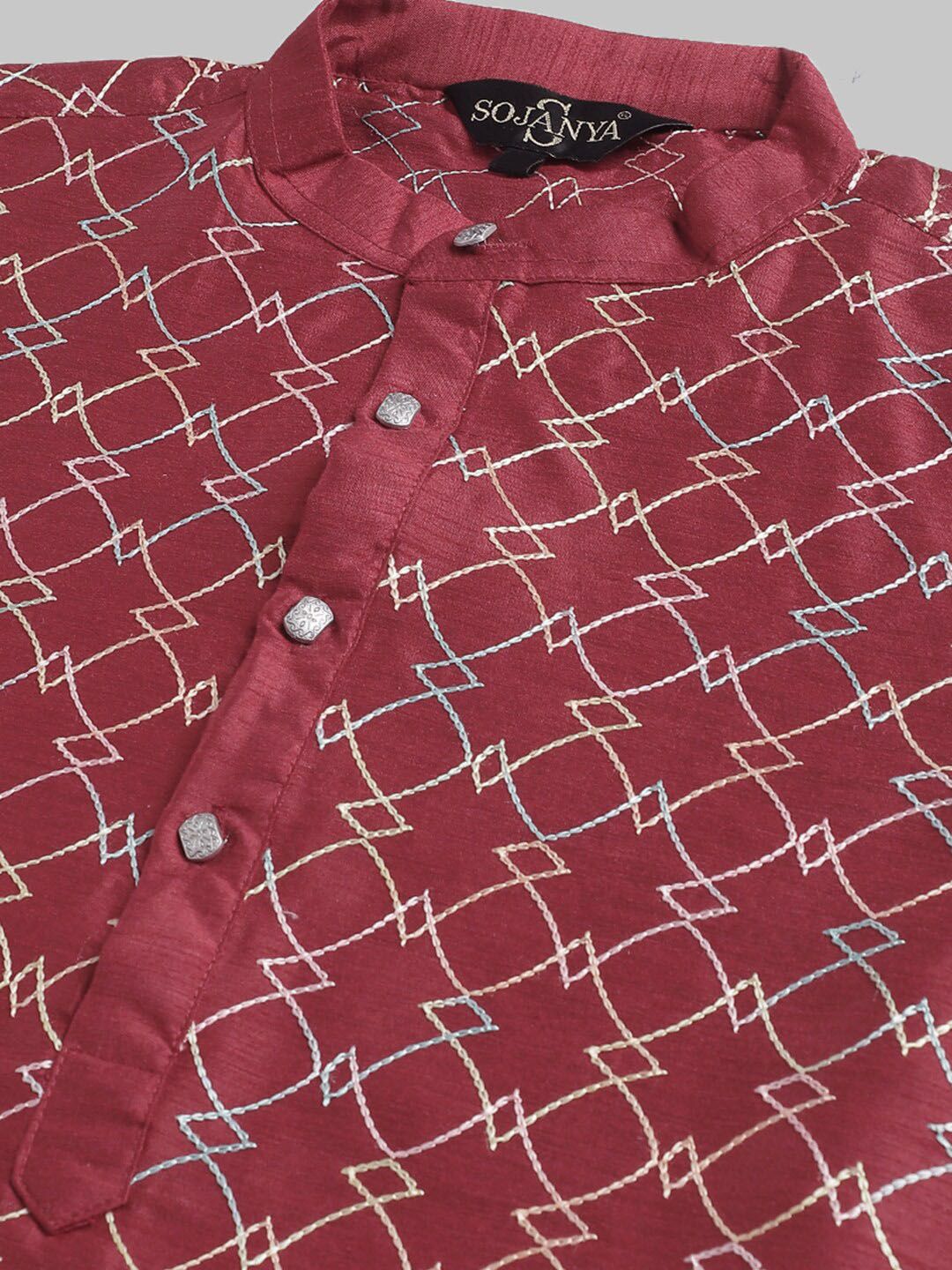 SOJANYA Motif Etnik Bersulam Kurta Lurus Dengan Churidar
