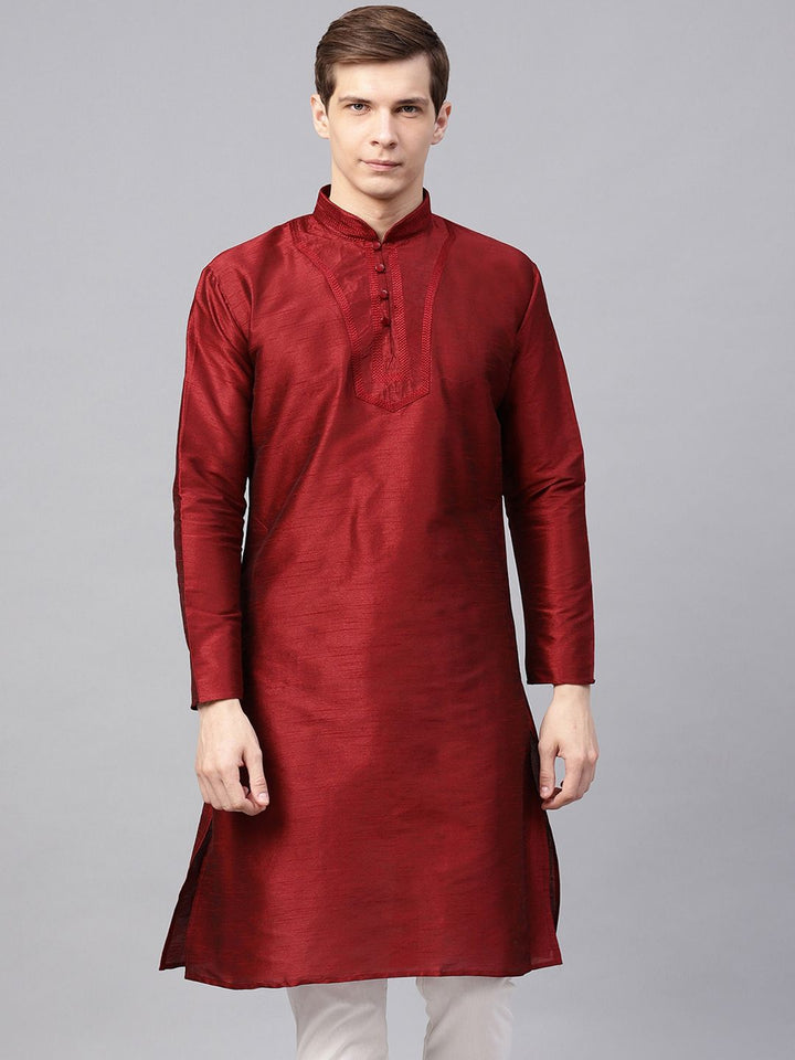 SOJANYA Men Maroon Solid Straight Kurta