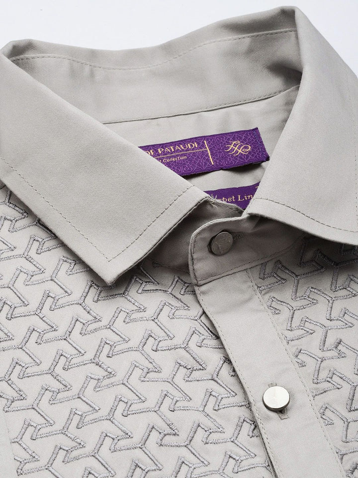 House of Pataudi Pure Cotton Geometric Embroidered Party Shirt