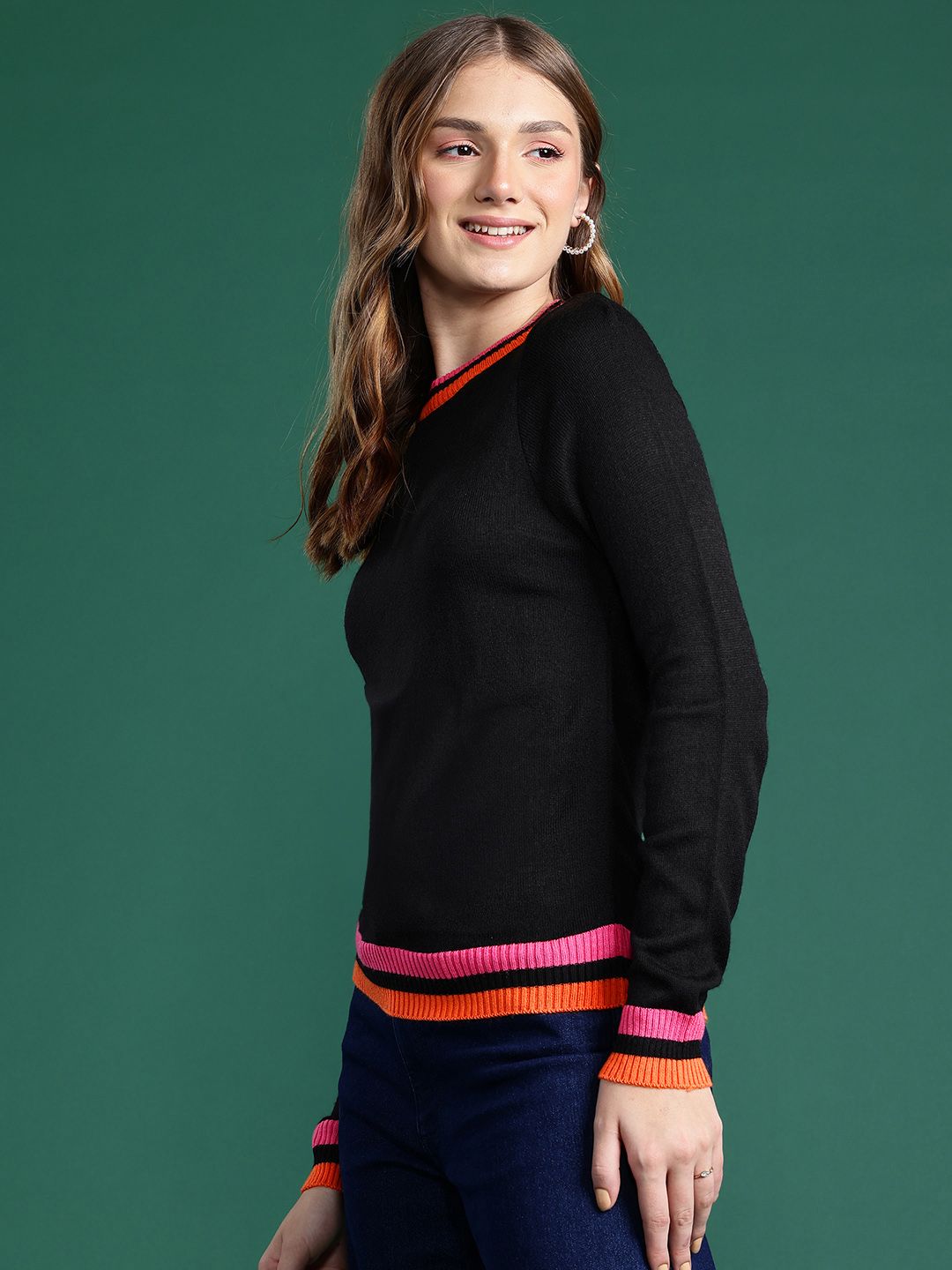 DressBerry Acrylic Contrast Neck Pullover